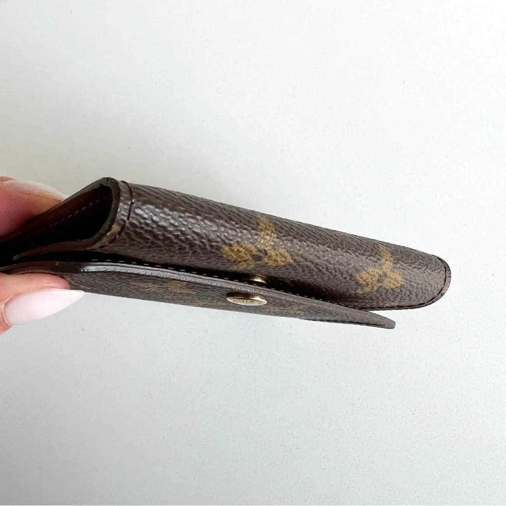 Louis Vuitton 6 Key Ring Holder Canvas LV Logo Vintage